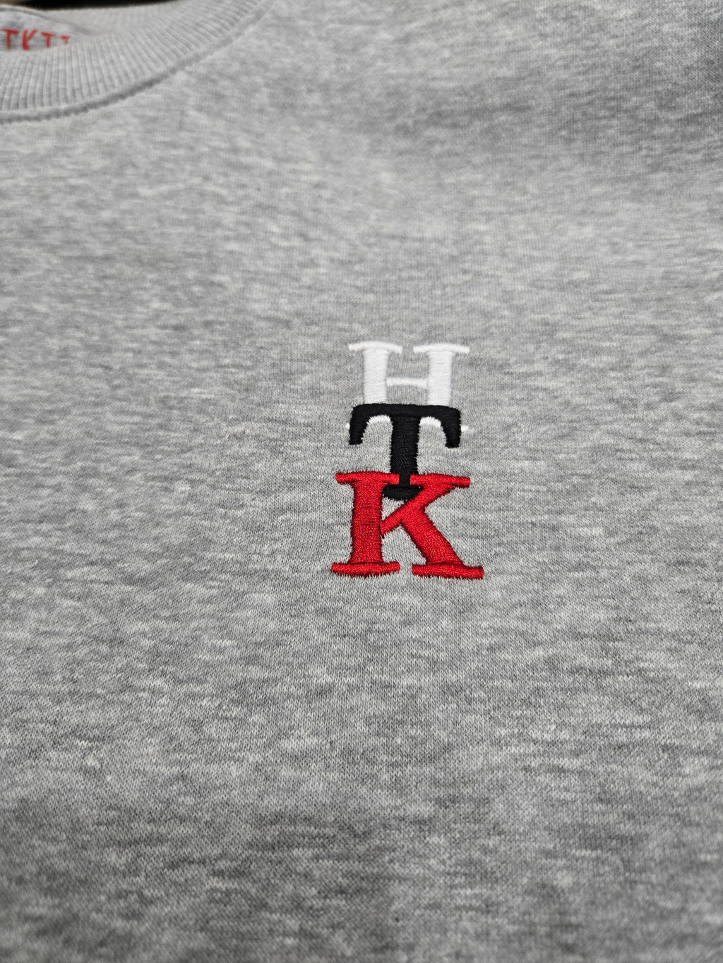 👑 HARD TO KILL “ROYALTY” CREWNECK