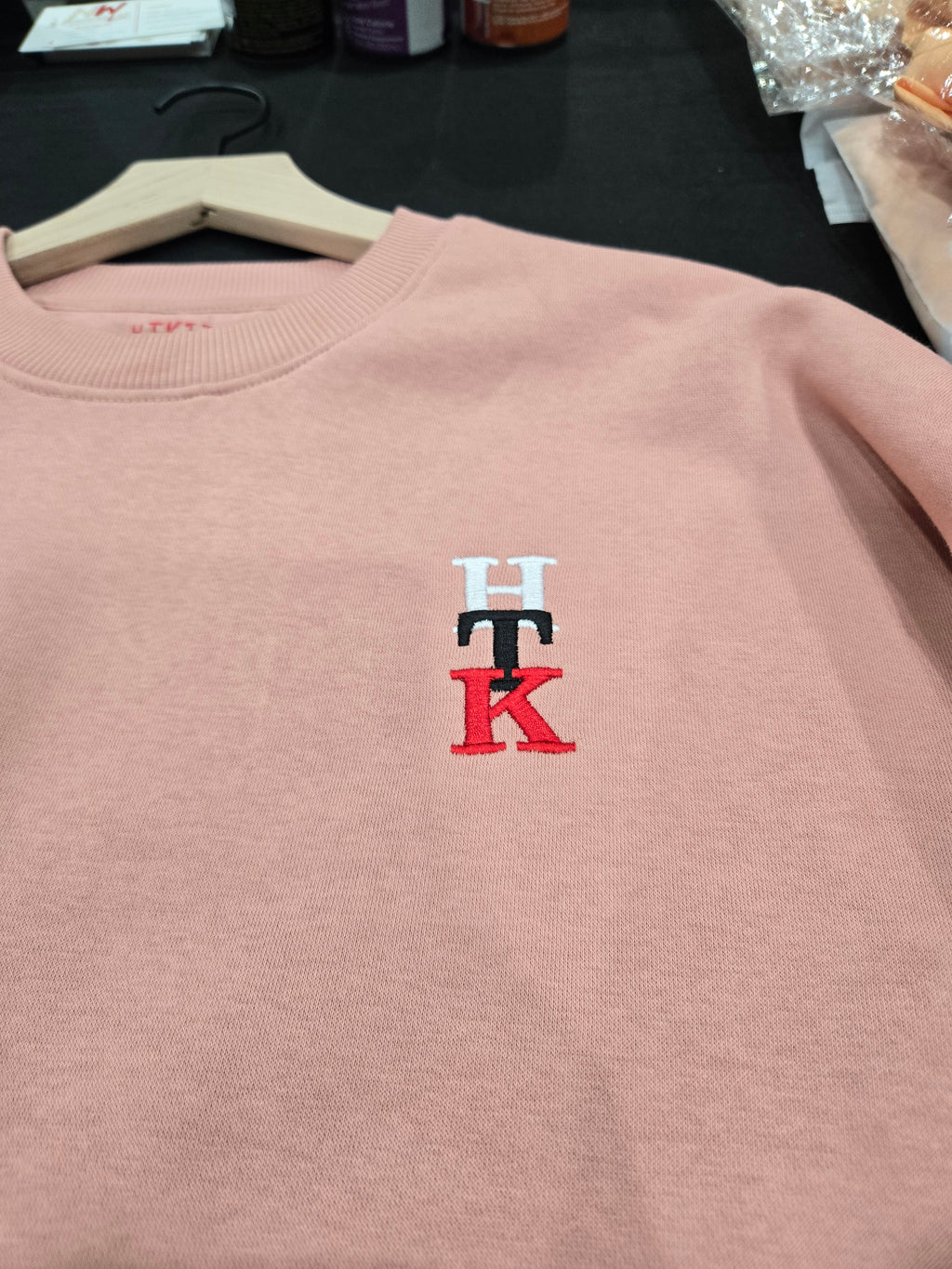HARD TO KILL “ROYALTY” CREWNECK-Women